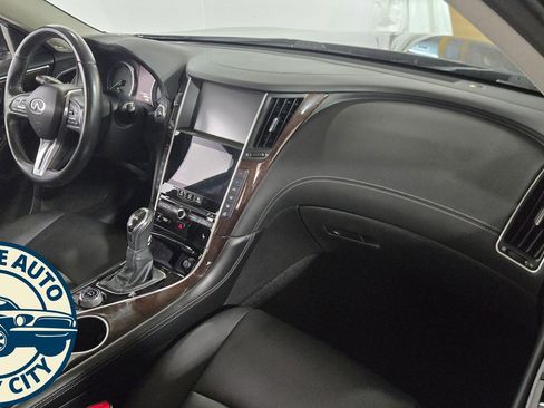 Used 2018 INFINITI Q50 Luxe w/ Essential Package (2.0T Luxe) image 37