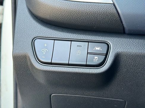 Used 2021 Kia Seltos S image 32