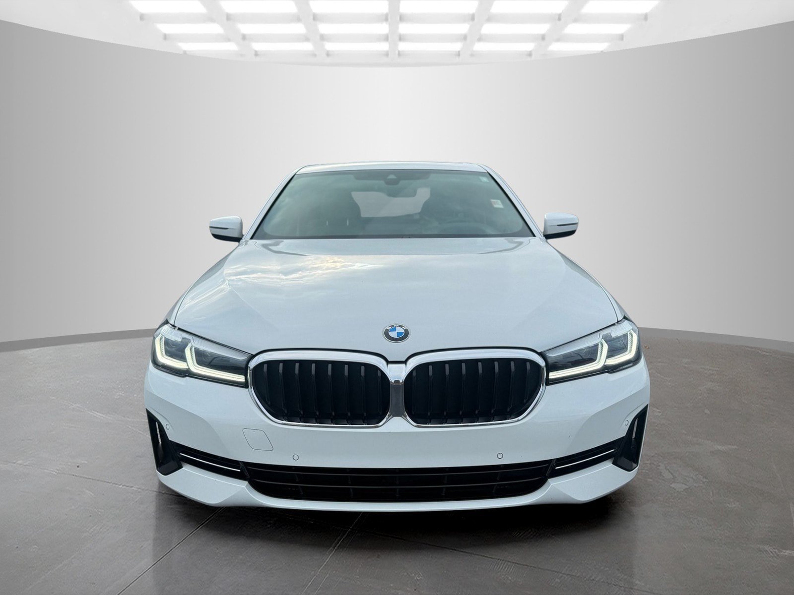 Used 2023 BMW 540i w/ Executive Package RWD image 7