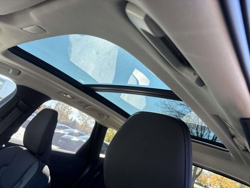 New 2026 Volvo XC60 B5 Plus w/ Protection Package Premier image 24