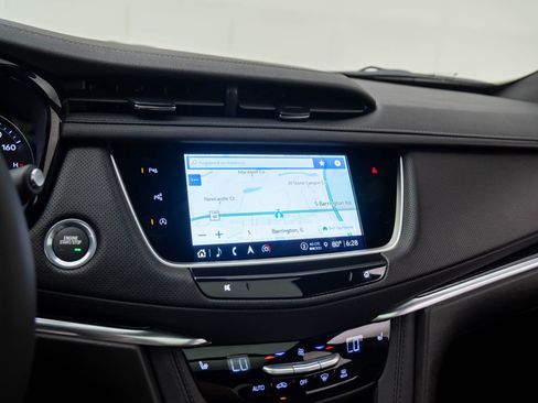 New 2025 Cadillac XT5 Premium Luxury w/ Technology Package image 24