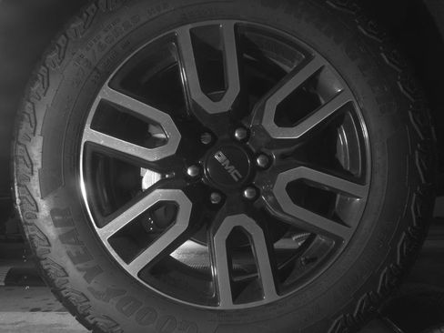 Used 2024 GMC Yukon AT4 image 11