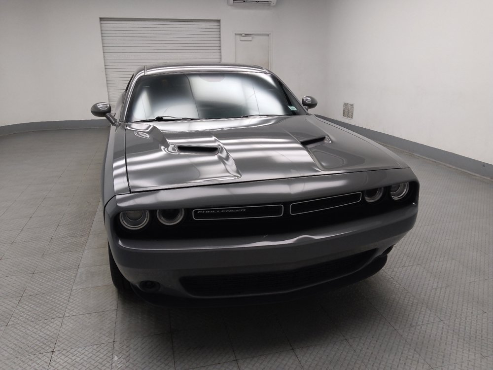 Used 2019 Dodge Challenger SXT RWD image 14