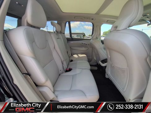 Used 2022 Volvo XC90 T5 Momentum AWD/4WD image 20