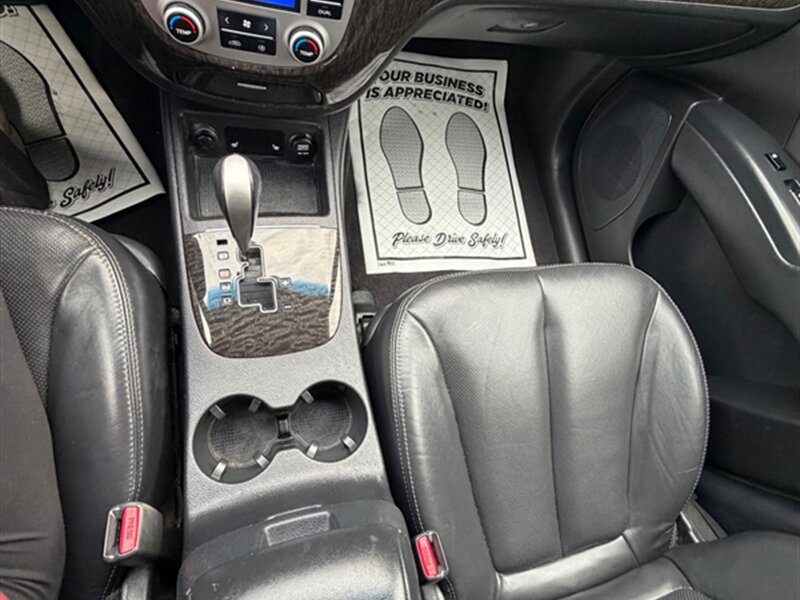 Used 2007 Hyundai Santa Fe SE FWD image 15