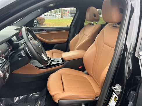 Used 2023 BMW X4 xDrive30i w/ Premium Package image 13