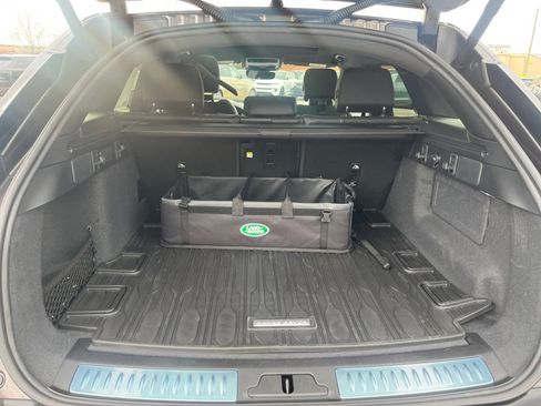New 2026 Land Rover Range Rover Velar Dynamic SE AWD/4WD image 15