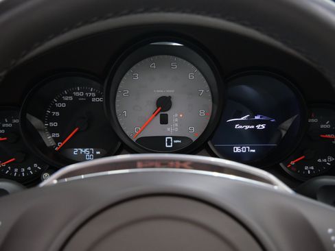 Used 2015 Porsche 911 Targa 4S AWD/4WD image 21