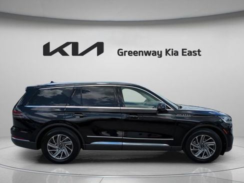 Used 2021 Lincoln Aviator 2WD image 7