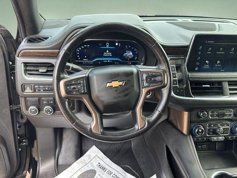 Used 2023 Chevrolet Suburban High Country RWD image 14