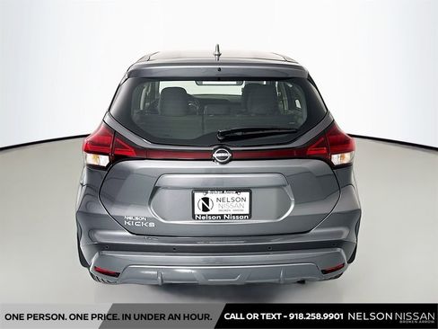Certified 2025 Nissan Kicks Play S image 6