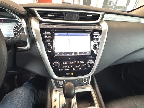 Used 2018 Nissan Murano S FWD image 30
