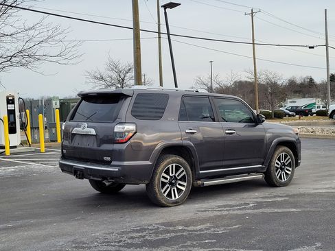 Used 2015 Toyota 4Runner Limited image 4