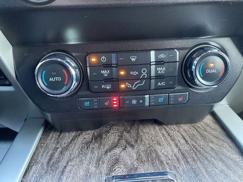 Used 2019 Ford F250 Lariat w/ Lariat Ultimate Package image 33