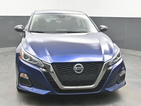 Used 2020 Nissan Altima 2.5 SR image 2