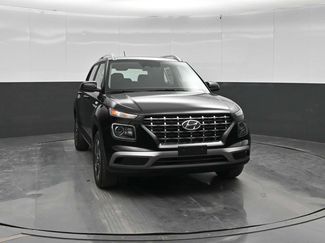 New 2026 Hyundai Venue SEL FWD video 2