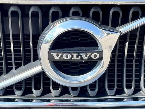 Used 2019 Volvo XC40 T5 Momentum AWD/4WD image 4