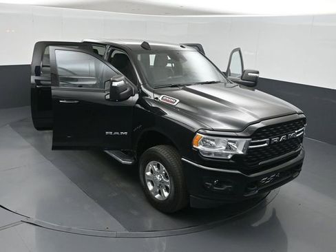 Used 2024 RAM 2500 Big Horn w/ Safety Group AWD/4WD image 50