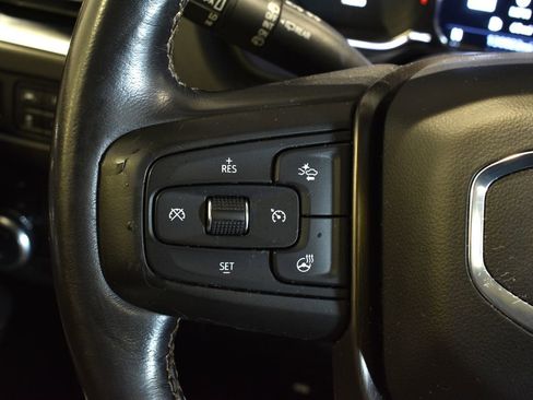 Used 2021 GMC Yukon XL AT4 w/ AT4 Premium Plus Package AWD/4WD image 23