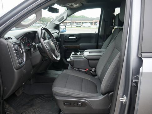 Used 2021 Chevrolet Silverado 1500 LT w/ All Star Edition Plus image 2