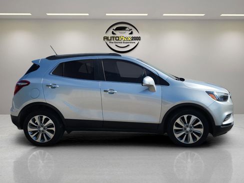 Used 2017 Buick Encore Preferred image 5