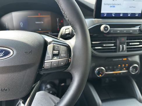 Certified 2023 Ford Escape Active AWD/4WD image 28