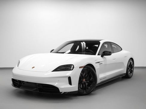 New 2026 Porsche Taycan 4 BLACK EDITION image 6