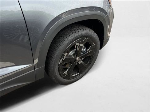 New 2025 Volkswagen Taos SEL image 8