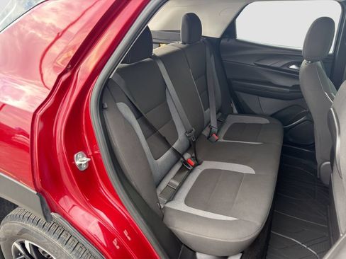 Used 2021 Chevrolet TrailBlazer LT FWD image 28