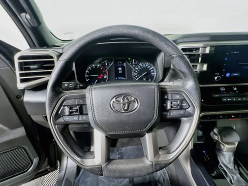 Used 2025 Toyota Tundra SR5 AWD/4WD image 18