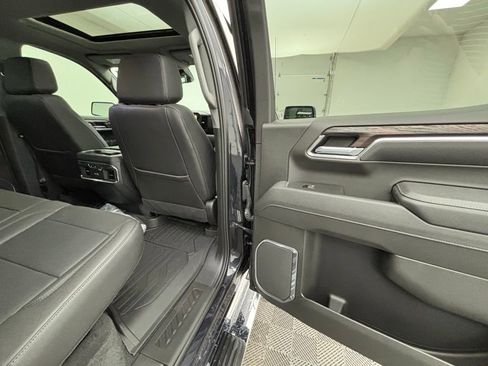 New 2025 GMC Sierra 1500 SLT w/ SLT Premium Plus Package image 40