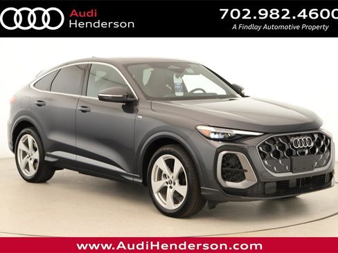 New 2025 Audi Q5 Prestige image 1