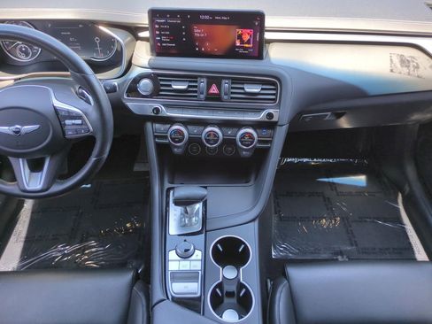 Used 2022 Genesis G70 2.0T RWD image 14