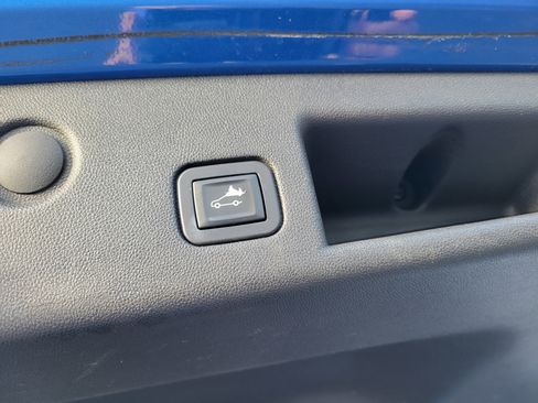 Certified 2019 Chevrolet Equinox LT image 8