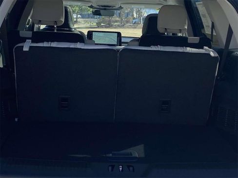 New 2025 Lincoln Aviator Reserve w/ Equipment Group 201A image 10