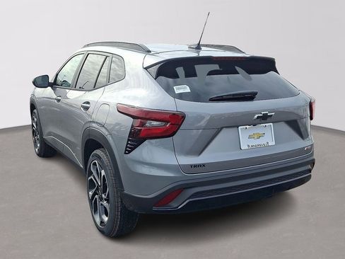 New 2026 Chevrolet Trax RS w/ Driver Confidence Package image 3
