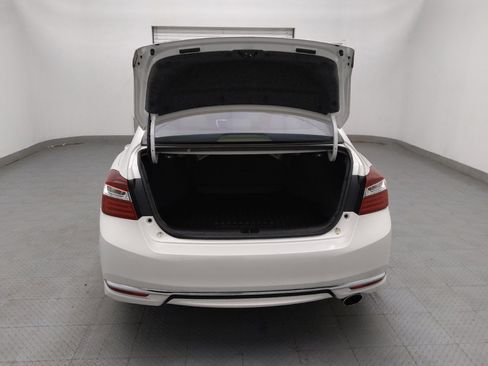 Used 2016 Honda Accord EX-L image 29