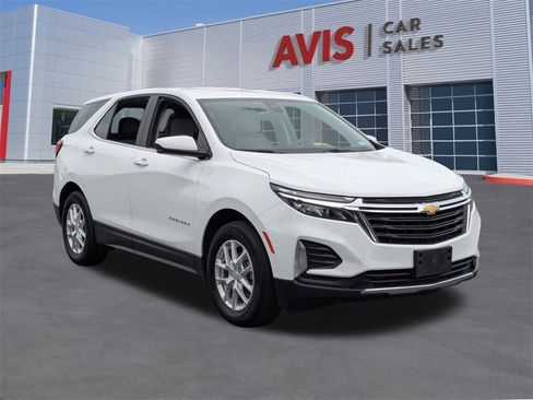 Used 2023 Chevrolet Equinox LT image 3