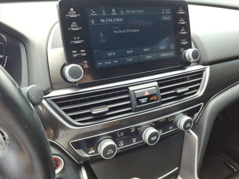 Used 2022 Honda Accord Sport image 27
