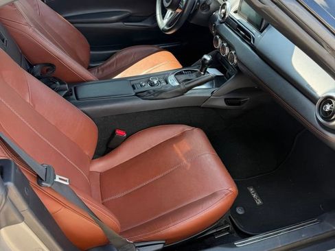 Used 2022 MAZDA MX-5 Miata Grand Touring RWD image 7