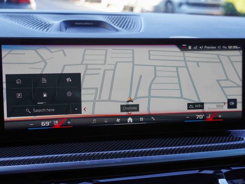 Certified 2025 BMW X7 M60i image 28