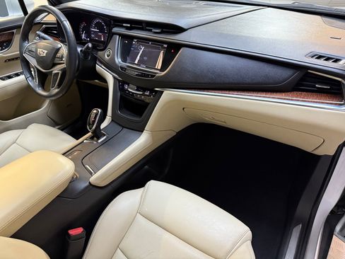Used 2018 Cadillac XT5 Premium Luxury image 50