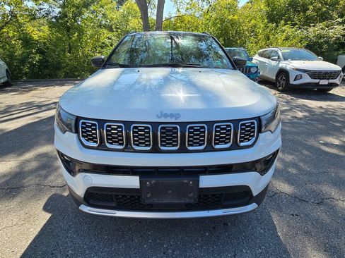 Used 2024 Jeep Compass Limited AWD/4WD image 12