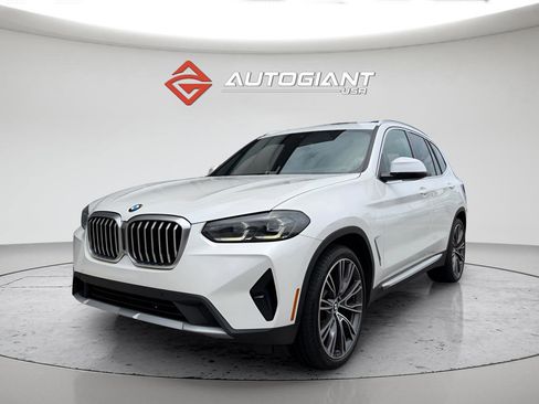 Used 2022 BMW X3 xDrive30i w/ Premium Package AWD/4WD image 5