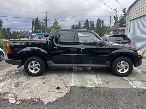 Used 2005 Ford Explorer Sport Trac 4x4 image 6