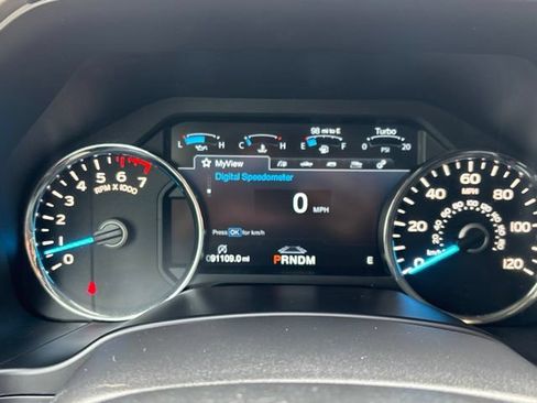 Used 2018 Ford F150 Lariat w/ Equipment Group 502A Luxury AWD/4WD image 26