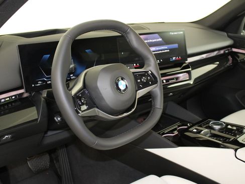Certified 2026 BMW 540i xDrive image 4