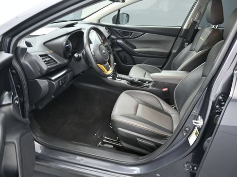 Used 2022 Subaru Crosstrek 2.5i Sport w/ Moonroof Package AWD/4WD image 17
