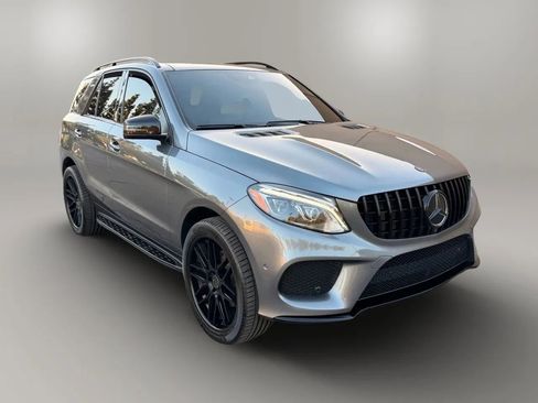Used 2017 Mercedes-Benz GLE 400 4MATIC image 3