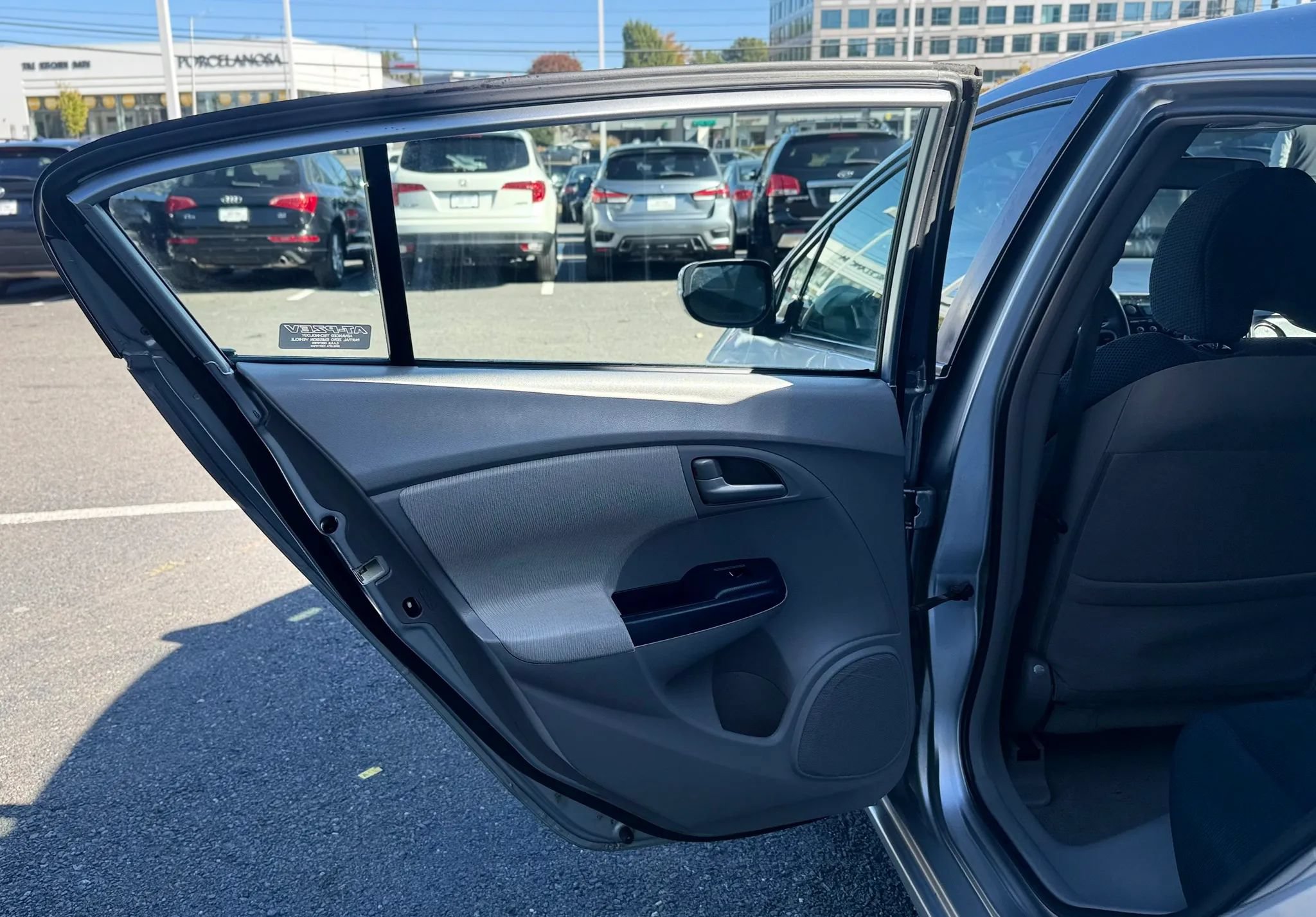Used 2010 Honda Insight EX image 21